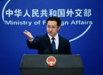 外交部回应美方指责：中美经贸应平等协商解决