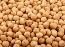 国储大豆收购价上调 12月国产大豆价格或震荡上涨