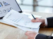 中央经济工作会议定明年八大重点任务