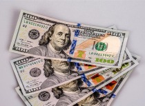 美联储大规模购债计划：市场反应与影响